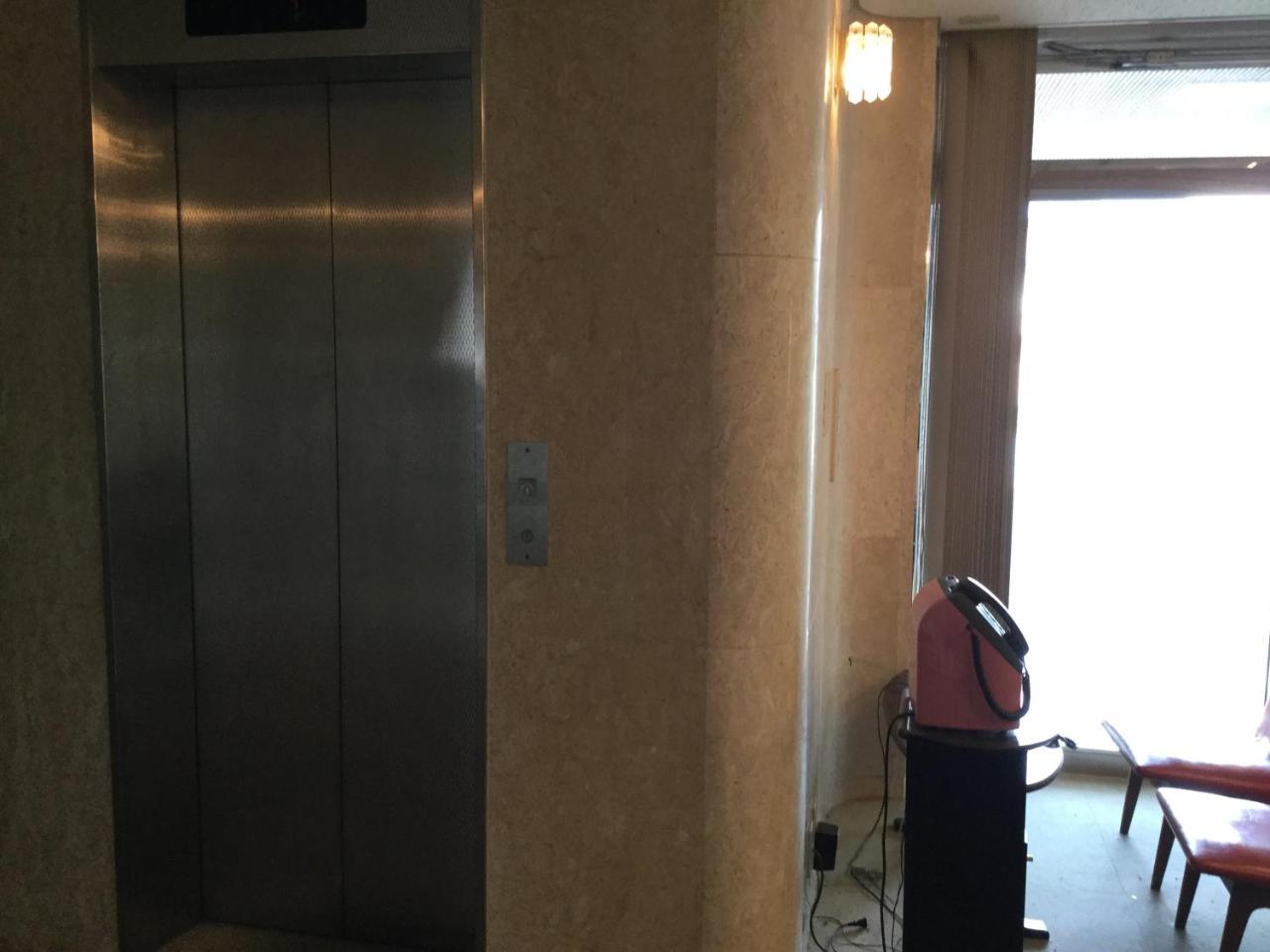 Business Hotel Minami Iwata Bagian luar foto